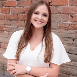 Meet your Posher, Allyson